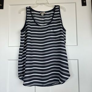 Women’s Flowy Tank Top